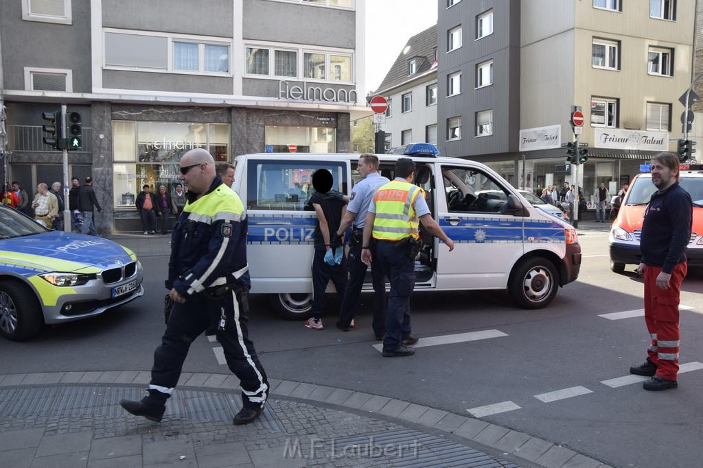 Messerstecherei Koeln Muelheim Frankfurterstr Rodiusstr P09.JPG - Miklos Laubert